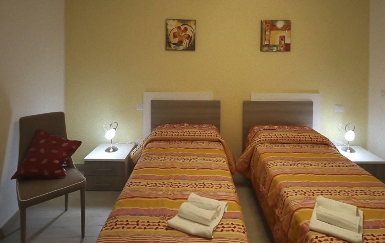 Casa Vacanze Camastra Santo Stefano di Camastra Luaran gambar